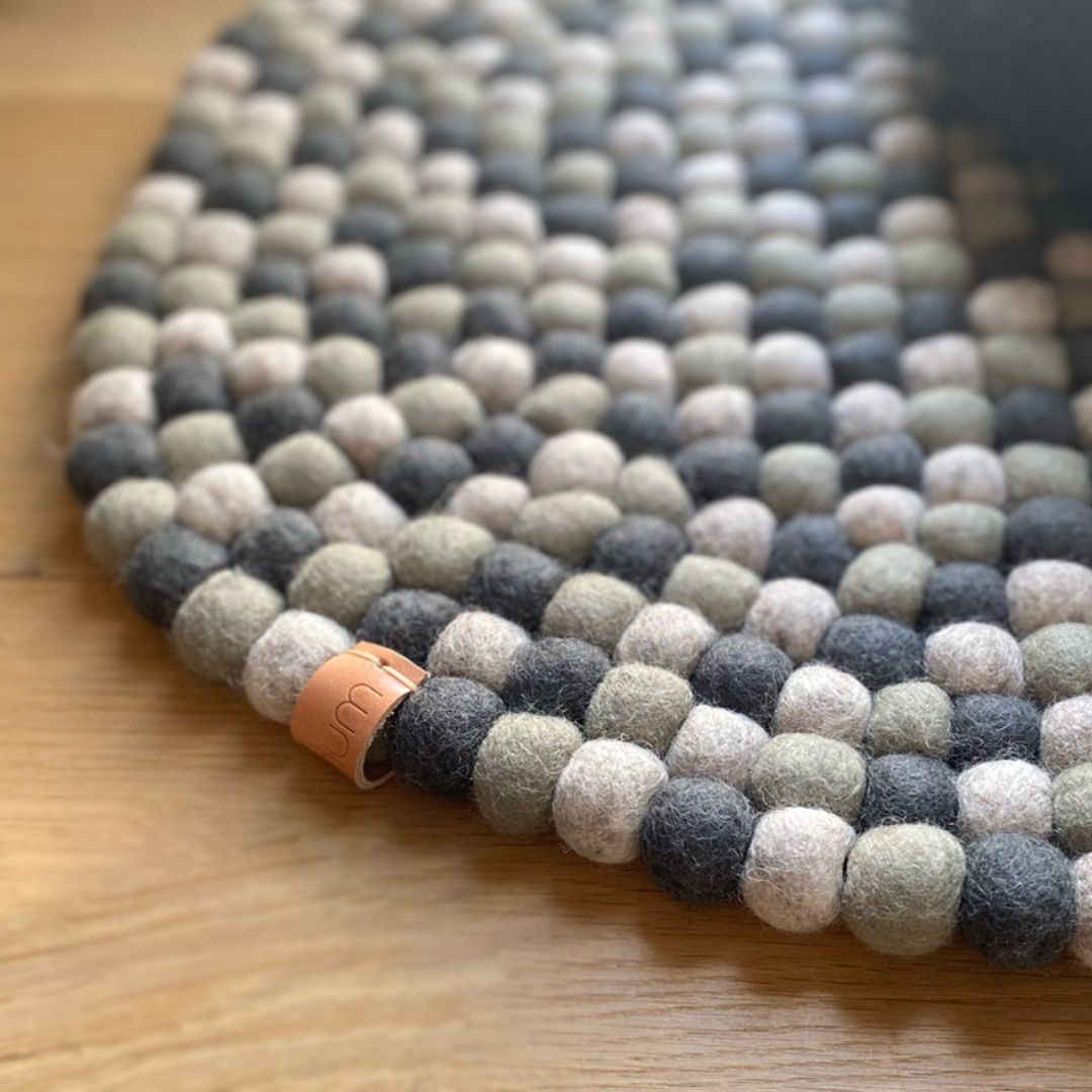 TAPIS DESIGN OVALE FEUTRE