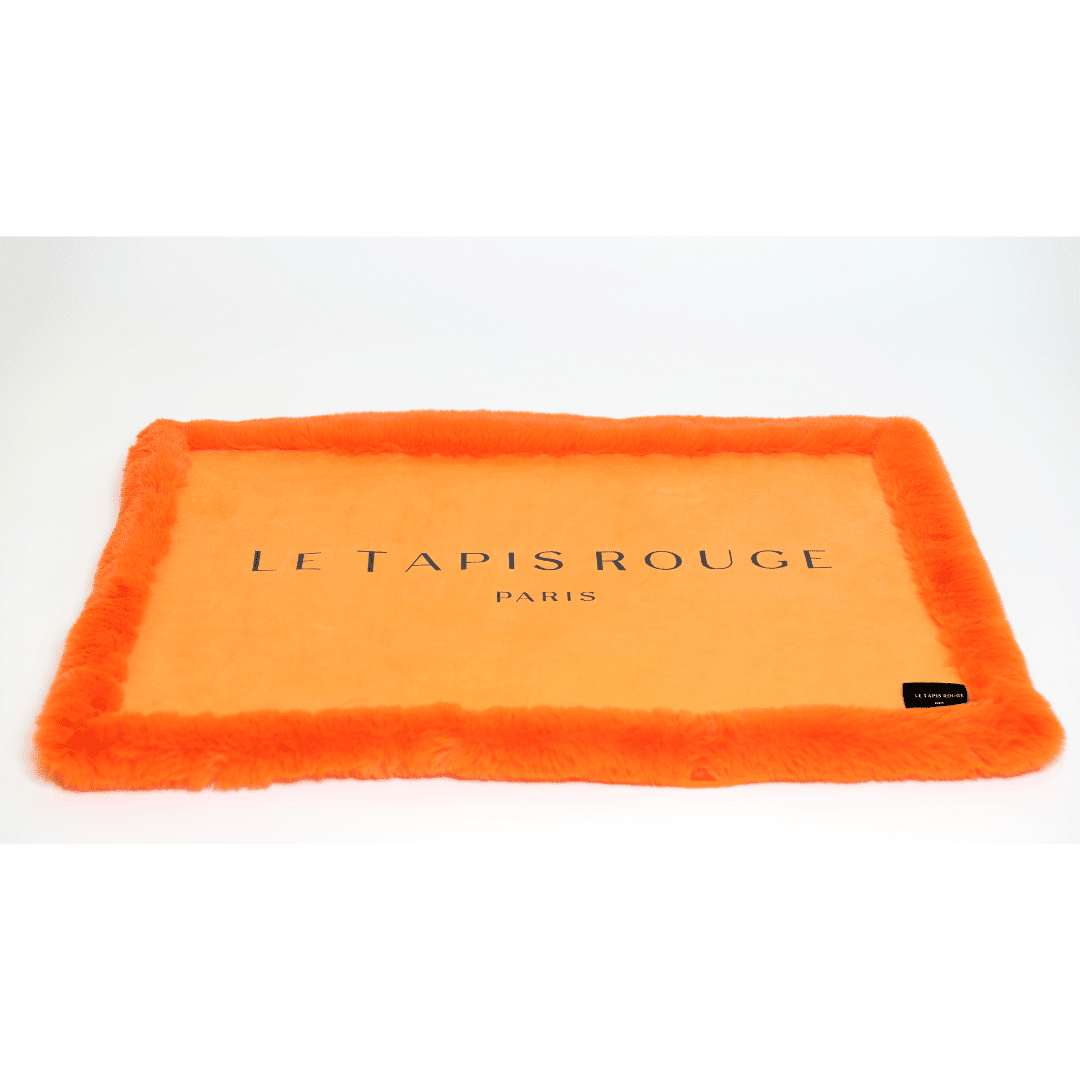 tapis rouge paris fourrure synthetique vegan tapis rouge paris fourrure synthetique vegan