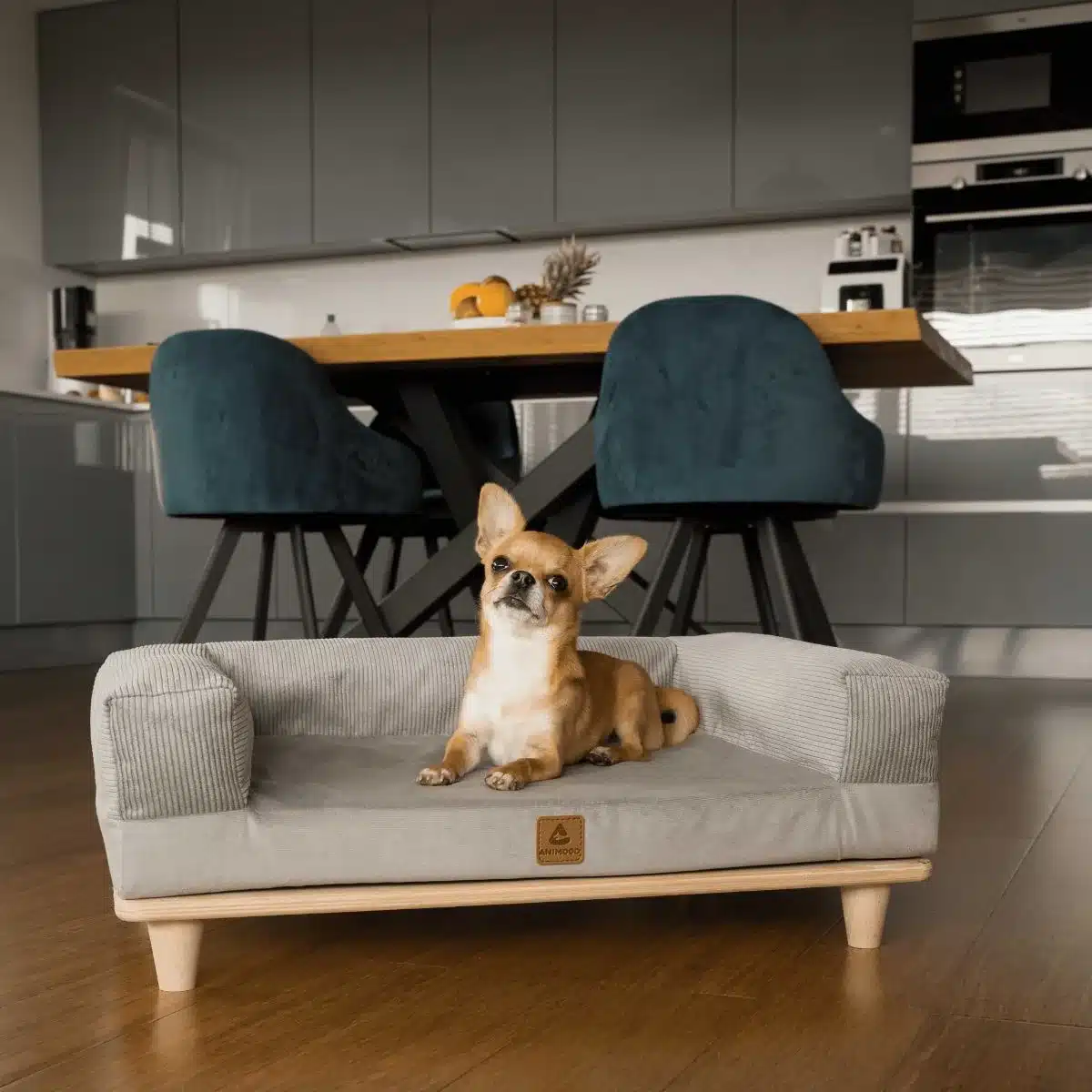 canape en bois sonya chien animood canape en bois sonya chien animood