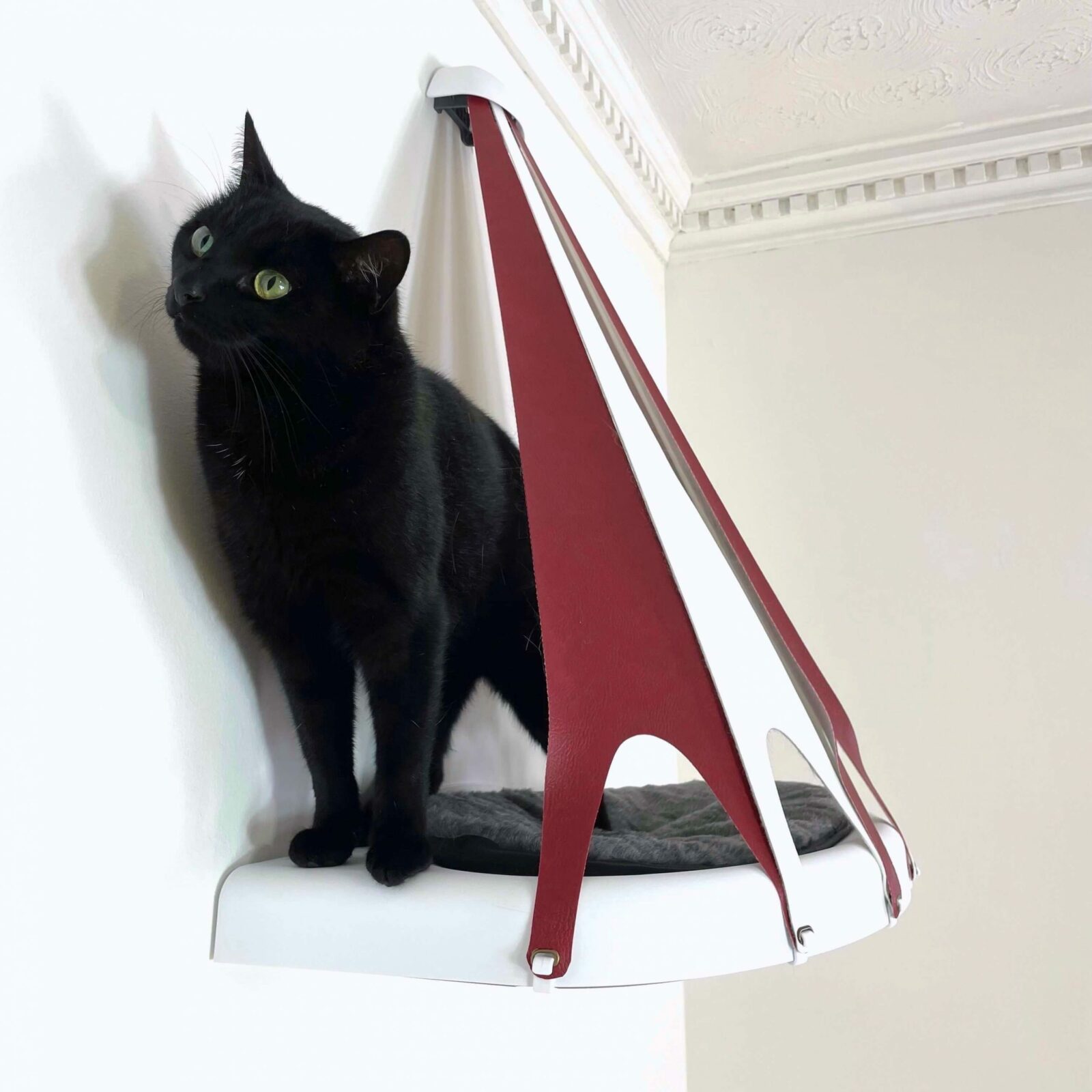 Etagère tipi design pour chat - TEEPEE Etagère tipi design pour chat - TEEPEE