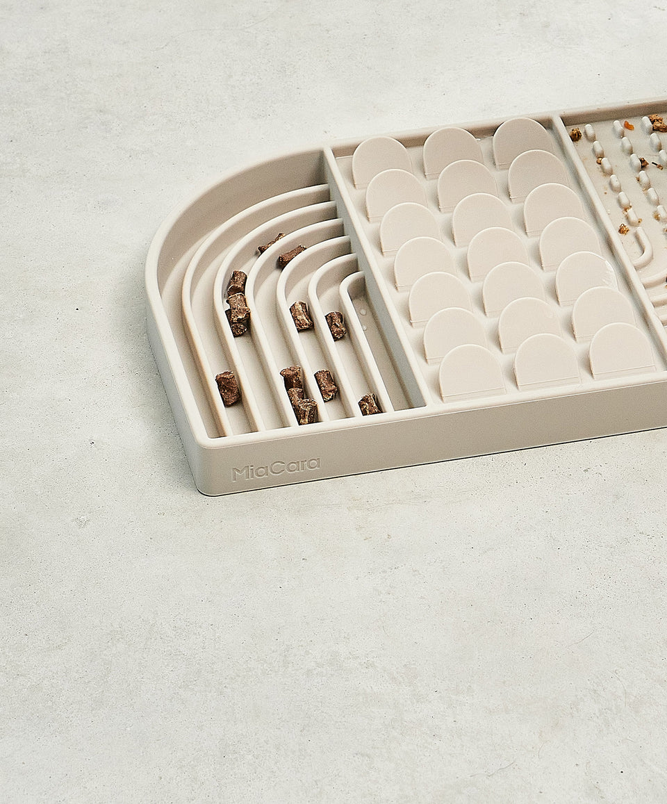 Tapis de léchage design - APERITIVO Tapis de léchage design - APERITIVO