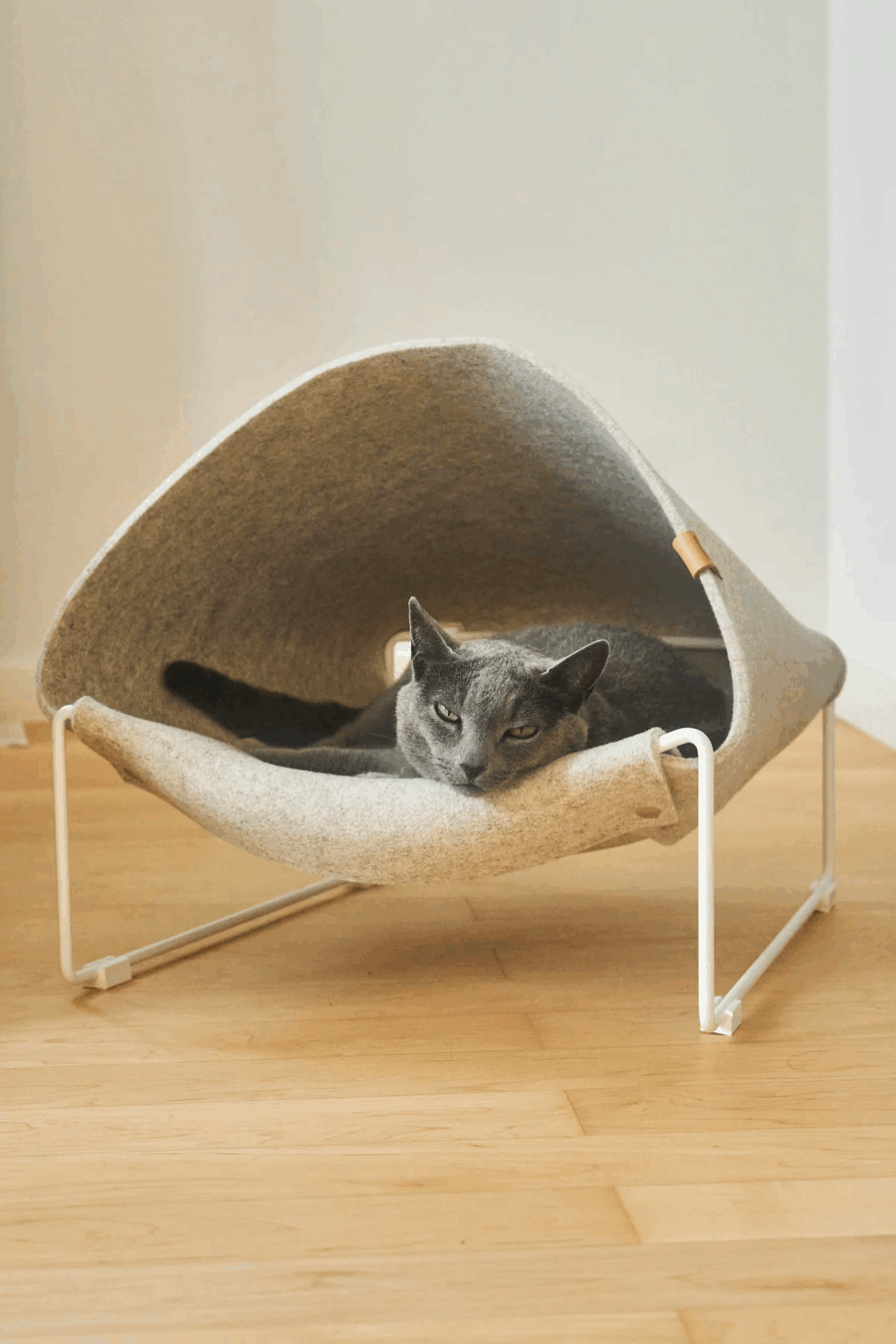 niche couchage miacara pour chat loggia