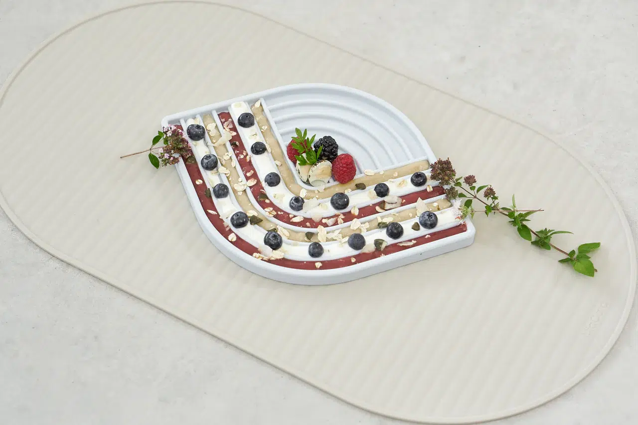 Tapis à lécher pour chien et chat - MERENDA