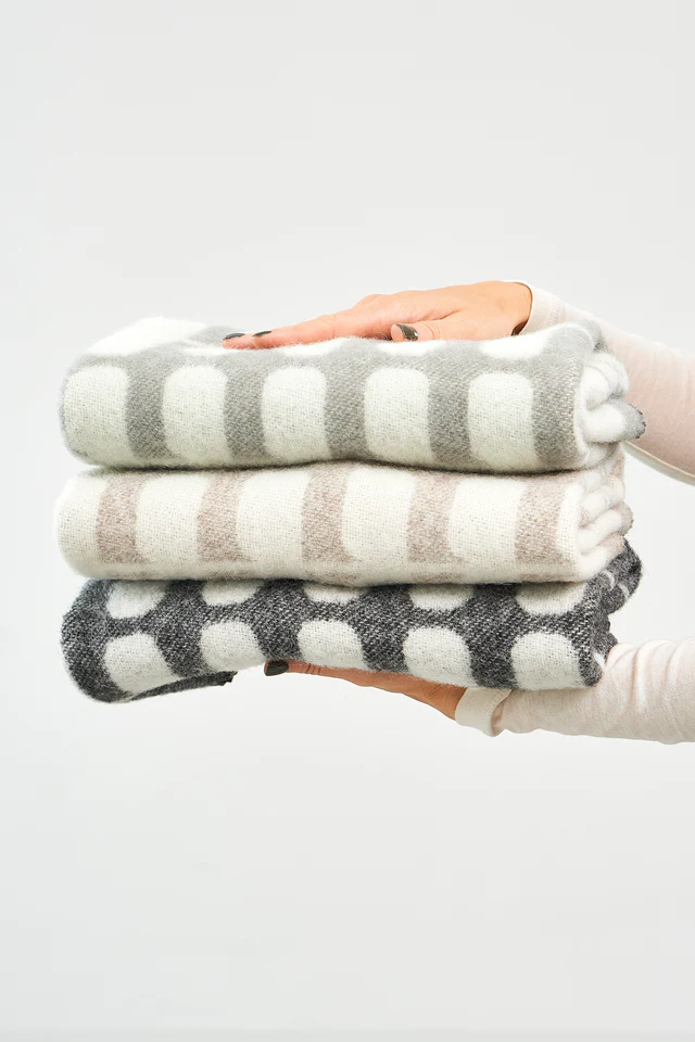 couverture pour chien chat design laine hiver flora miacara